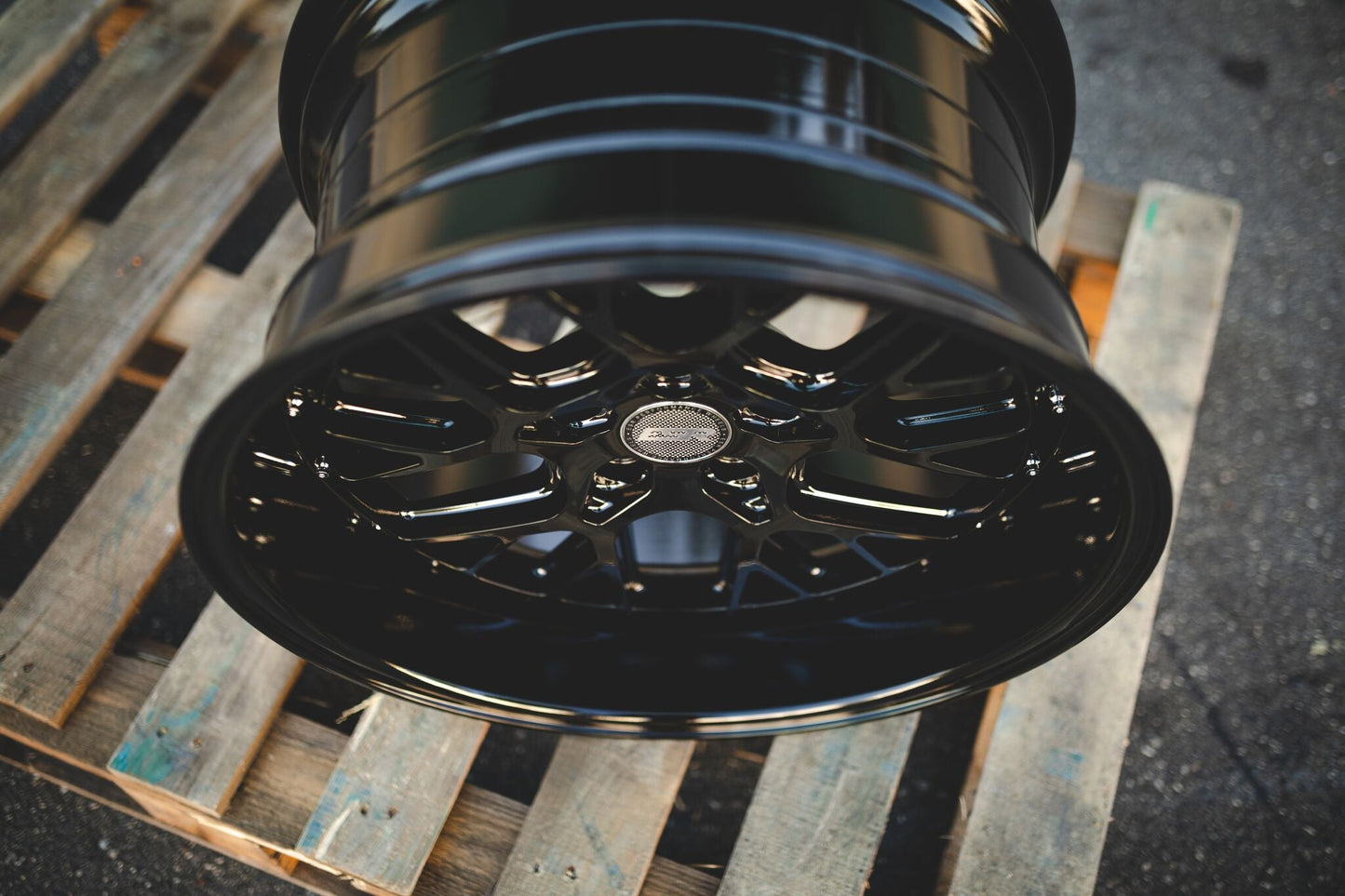 CS11 Gloss Black