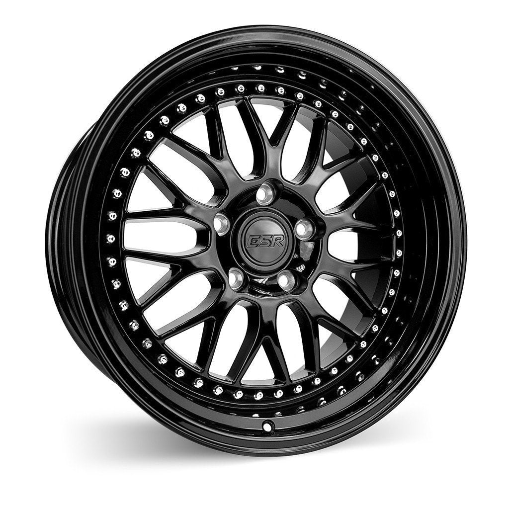 SR01 Gloss Black